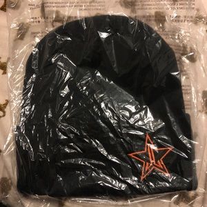 LE | Jeffree Star Cosmetics Mystery Box Beanie